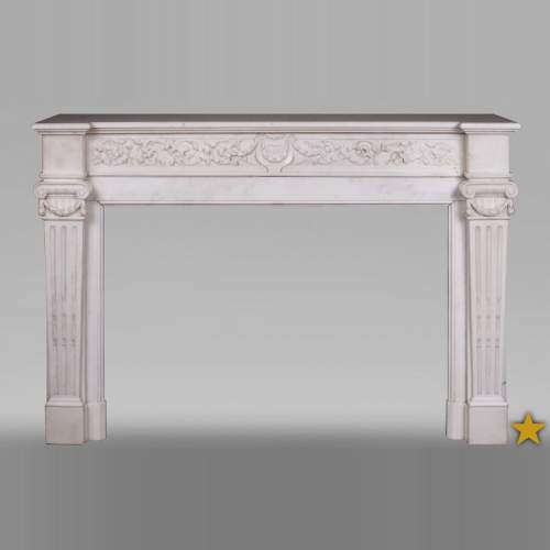 Antique Louis XVI style mantel in Statuary marble from Carrara
