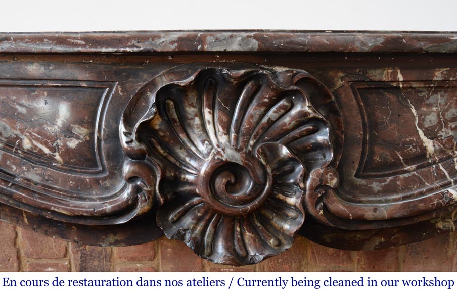 Antique Louis XV period mantel in Rance red marble, 18th century Antique Louis XV period mantel in Rance red marble, 18th century-1