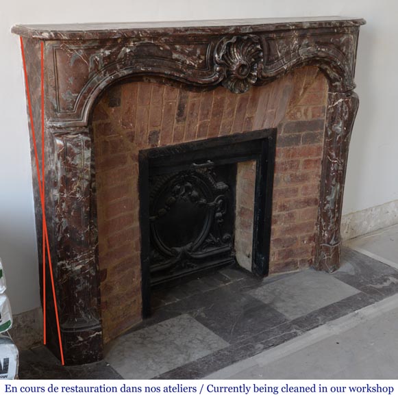 Antique Louis XV period mantel in Rance red marble, 18th century Antique Louis XV period mantel in Rance red marble, 18th century-3