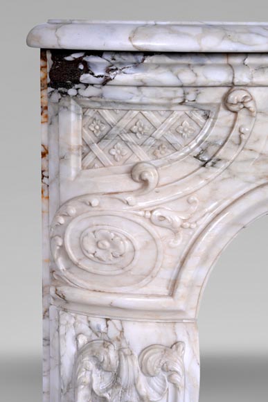 Louis XV period fireplace in Calacatta marble with finely carved entablature, 18th century Louis XV period fireplace in Calacatta marble with finely carved entablature, 18th century-3