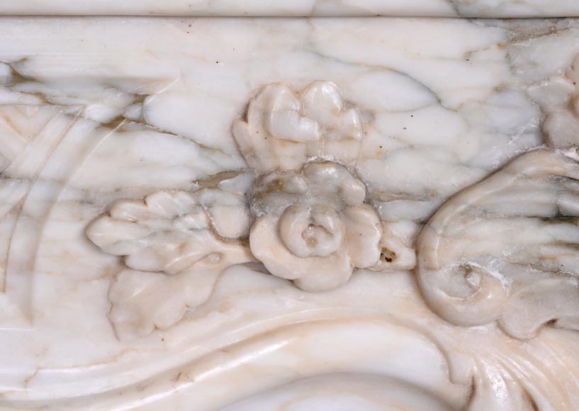 Louis XV period fireplace in Calacatta marble with finely carved entablature, 18th century Louis XV period fireplace in Calacatta marble with finely carved entablature, 18th century-4