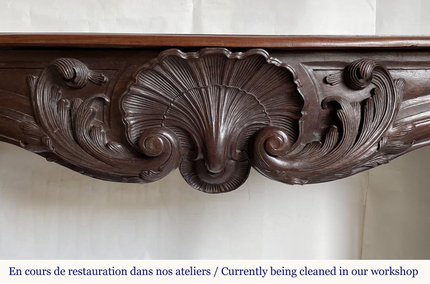 Louis XV style wood fireplace with a beautiful shell Louis XV style wood fireplace with a beautiful shell-1