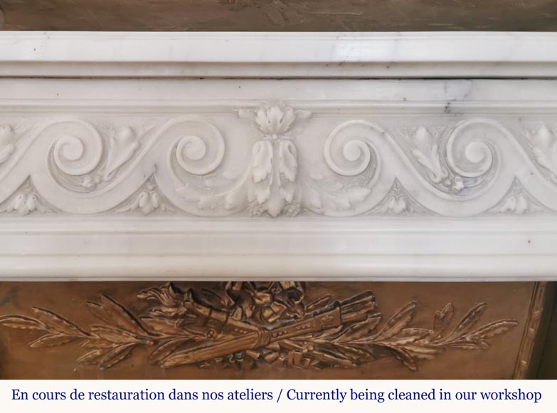 Louis XVI fireplace of white marble with a Greek frieze Louis XVI fireplace of white marble with a Greek frieze-1