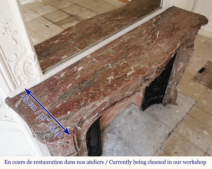 Important Louis XV style fireplace with three shells in Rouge du Nord marble Important Louis XV style fireplace with three shells in Rouge du Nord marble-10