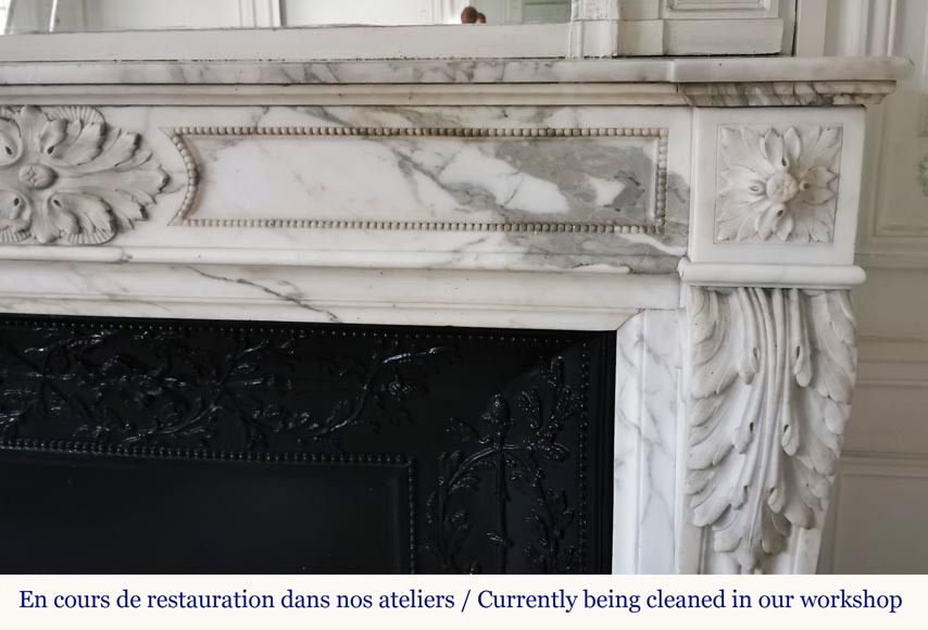 Louis XVI style fireplace in Arabescato marble with acanthus decoration Louis XVI style fireplace in Arabescato marble with acanthus decoration-6