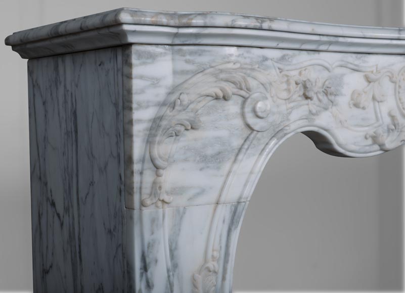 Louis XV style mantel in Arabescato marble Louis XV style mantel in Arabescato marble-5