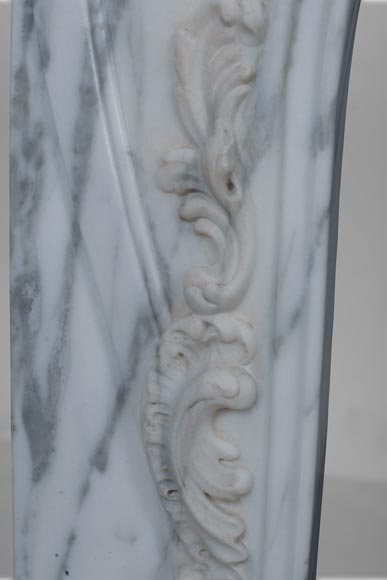 Louis XV style mantel in Arabescato marble Louis XV style mantel in Arabescato marble-6