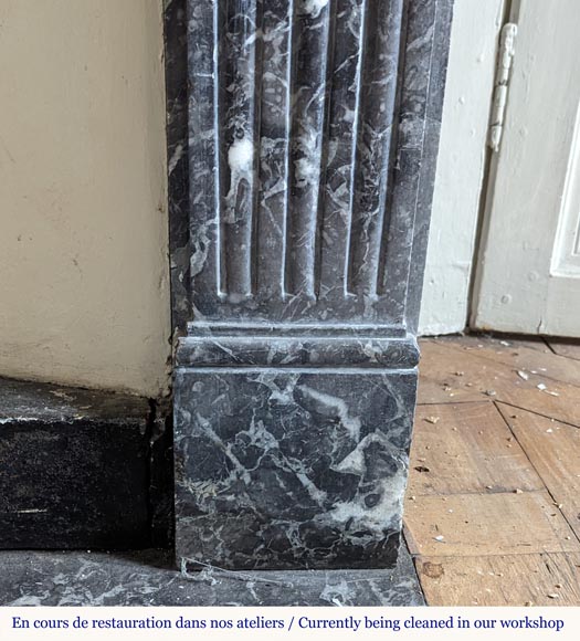 Large Louis XVI period mantel in Saint-Anne Grey marble with fluted feet Large Louis XVI period mantel in Saint-Anne Grey marble with fluted feet-6