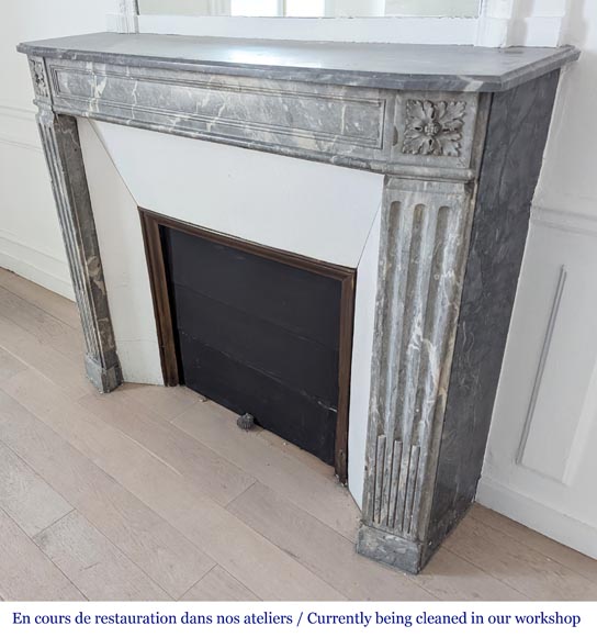 Antique Fireplace from the Louis XVI period in Ardennes gray marble Antique Fireplace from the Louis XVI period in Ardennes gray marble-5