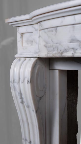 Louis XVI style mantel in semi-statuary marble with curved entablature Louis XVI style mantel in semi-statuary marble with curved entablature-4