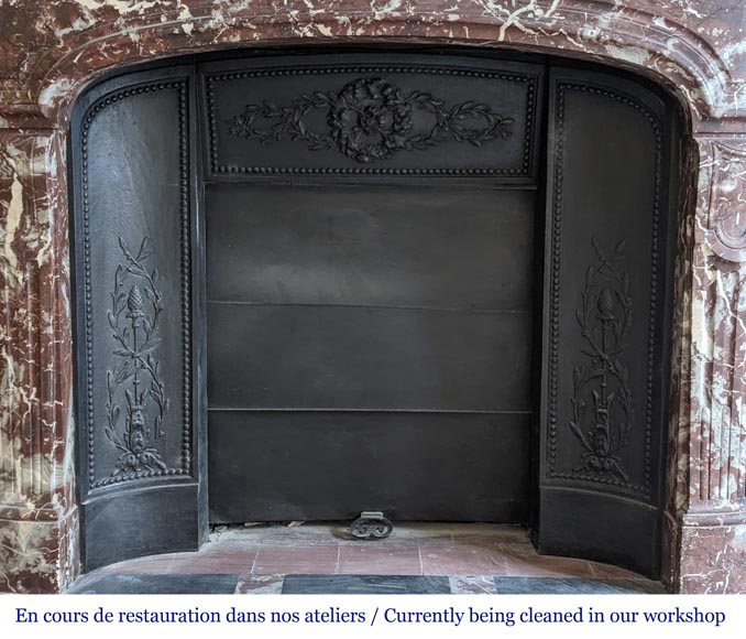 Regence style mantel in Red marble from the North Regence style mantel in Red marble from the North-8