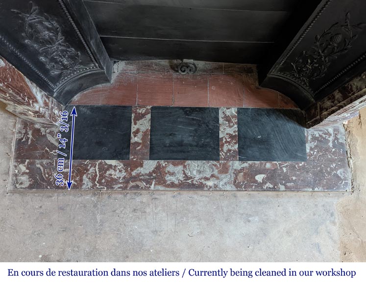 Regence style mantel in Red marble from the North Regence style mantel in Red marble from the North-9