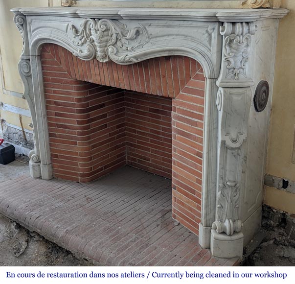 Large Louis XV style Carrara marble mantel with rich decoration Large Louis XV style Carrara marble mantel with rich decoration-8