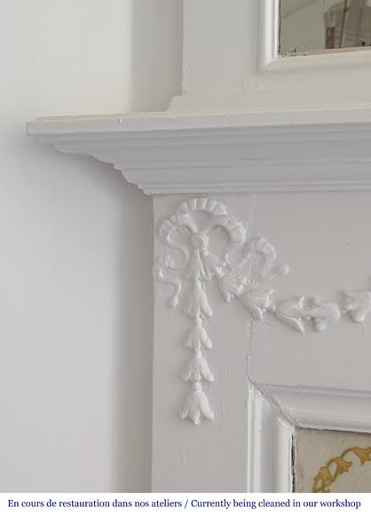 Louis XVI style wood mantel decorated with a mythological scene Louis XVI style wood mantel decorated with a mythological scene-8