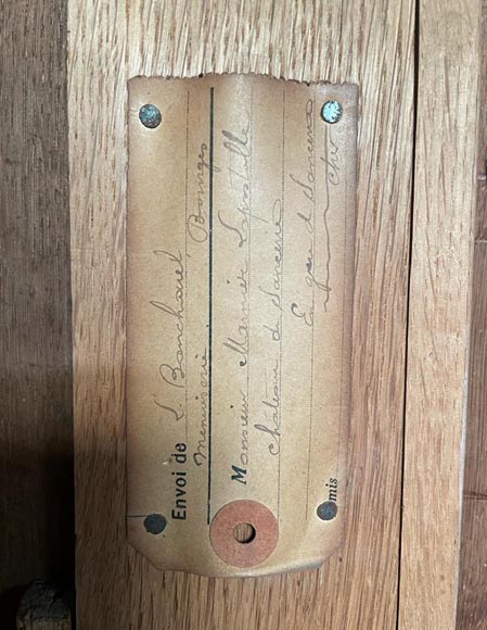 Important Neo-Renaissance syle mantel carved in walnut wood and oak Important Neo-Renaissance syle mantel carved in walnut wood and oak-17