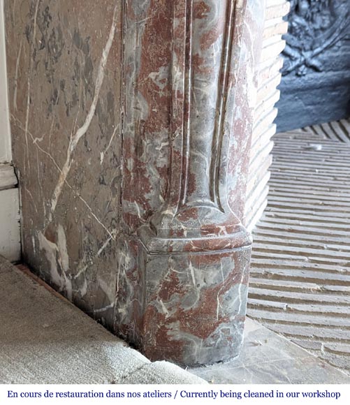 Louis XV style mantel in Rouge Royal marble, 18th century Louis XV style mantel in Rouge Royal marble, 18th century-6