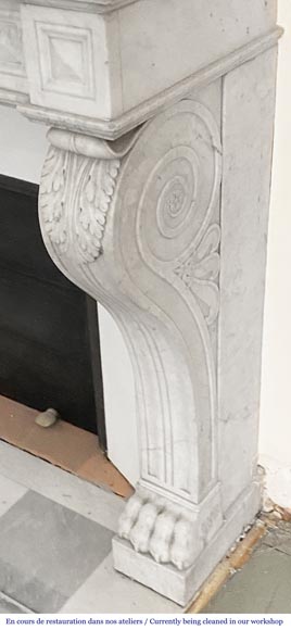 Napoleon III period fireplace with lion's paw feet, in Carrara marble Napoleon III period fireplace with lion's paw feet, in Carrara marble-6