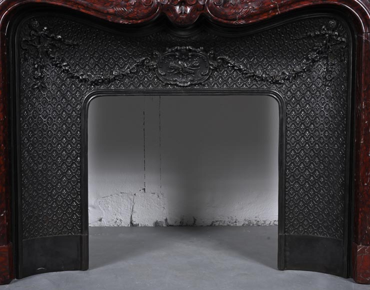 Louis XV style mantel with rich décor of shells and volutes in Griotte marble Louis XV style mantel with rich décor of shells and volutes in Griotte marble-11