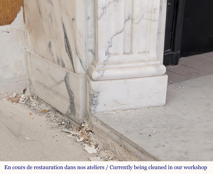 Louis XVI style mantel with curved entablature decorated with macaroons in Arabescato marble Louis XVI style mantel with curved entablature decorated with macaroons in Arabescato marble-6