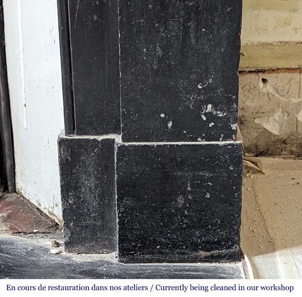 Napoleon III style mantel with black marble modillon Napoleon III style mantel with black marble modillon-8