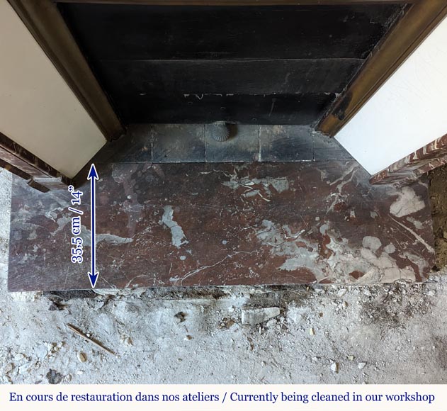 Pompadour mantel in the Louix XV style, carved in Northern red marble Pompadour mantel in the Louix XV style, carved in Northern red marble-8