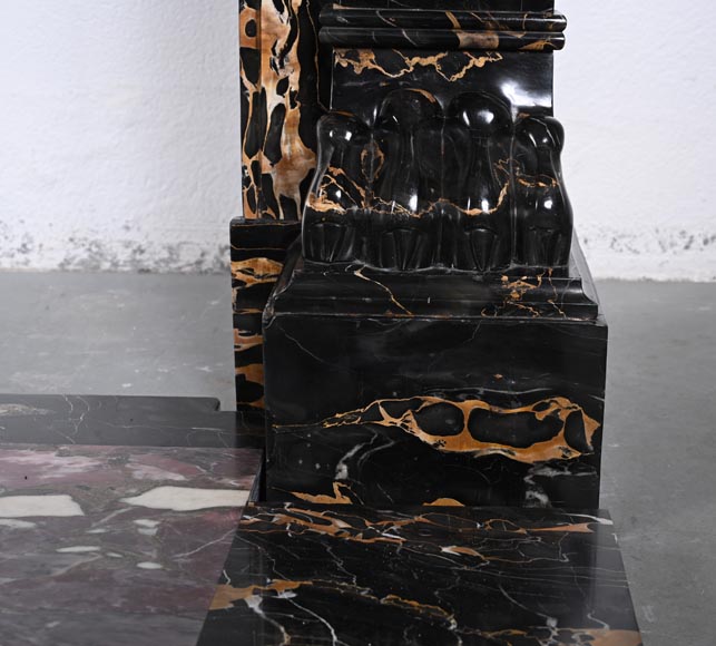 Napoleon III style lion paw mantel carved in Portor marble Napoleon III style lion paw mantel carved in Portor marble-8