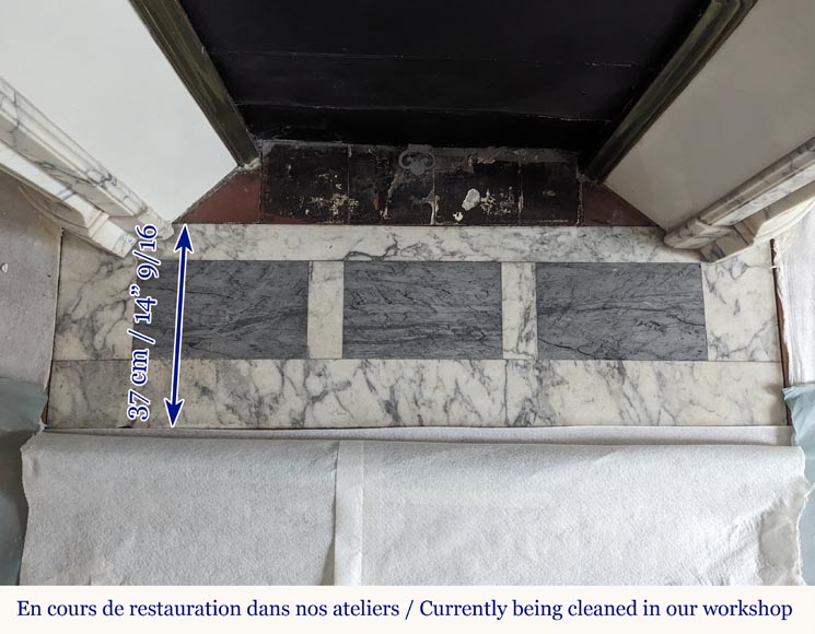 Louis XVI style curved mantel with curved flutes in Arabescato marble Louis XVI style curved mantel with curved flutes in Arabescato marble-8