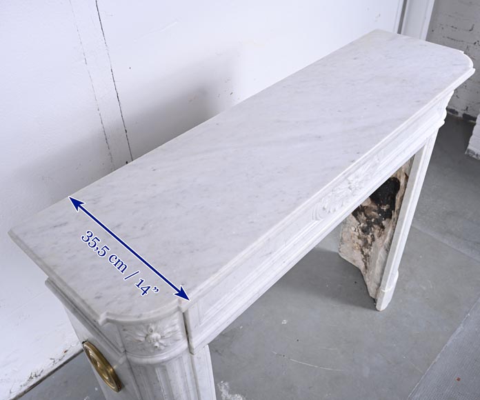 Louis XVI style Carrara marble mantel with rounded corners Louis XVI style Carrara marble mantel with rounded corners-10