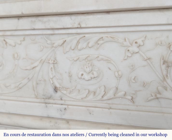 Large Louis XVI period statuary marble mantel with foliage décor  Large Louis XVI period statuary marble mantel with foliage décor -2