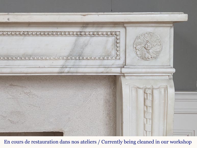 Louis XVI period mantel with pearls and carved ribbon Louis XVI period mantel with pearls and carved ribbon-8