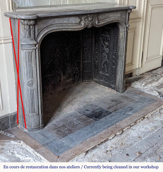 Louis XV period Turquin marble mantel with beautiful shell Louis XV period Turquin marble mantel with beautiful shell-3