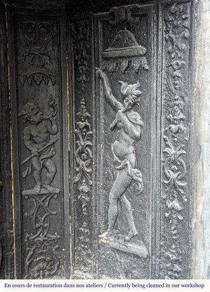 Louis XV period Turquin marble mantel with beautiful shell Louis XV period Turquin marble mantel with beautiful shell-12