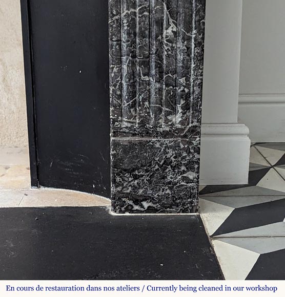 Louis XVI period mantel in Gris Saint Anne marble Louis XVI period mantel in Gris Saint Anne marble-7