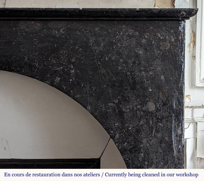 Restoration period arched mantel in black spotted marble Restoration period arched mantel in black spotted marble-6