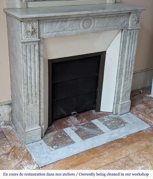Louis XVI style Carrara marble mantel with sunflowers and fluted legs Louis XVI style Carrara marble mantel with sunflowers and fluted legs-2