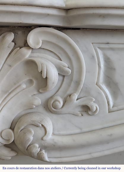Louis XV style fireplace in Carrara marble decorated with a palmette Louis XV style fireplace in Carrara marble decorated with a palmette-3