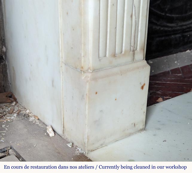 Louis XVI style mantel in semi-statuary marble adorned with a Greek frieze Louis XVI style mantel in semi-statuary marble adorned with a Greek frieze-4