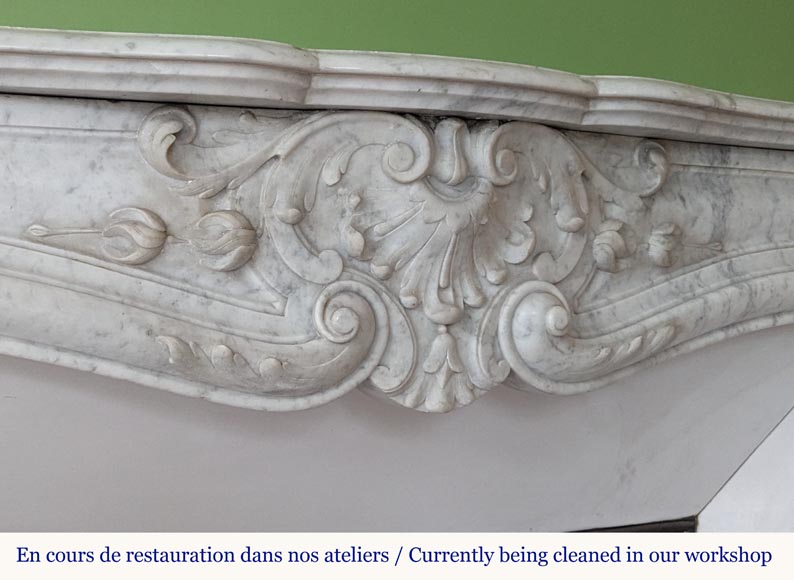 Louis XV style Carrara marble mantel decorated with foliate shells Louis XV style Carrara marble mantel decorated with foliate shells-2