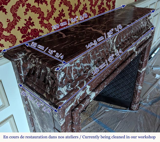 Louis XIV style mantel with acroterion in Rouge du Nord marble Louis XIV style mantel with acroterion in Rouge du Nord marble-9