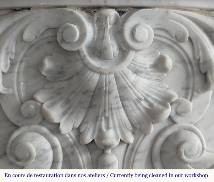 Louis XV style mantel in veined Carrara marble Louis XV style mantel in veined Carrara marble-2