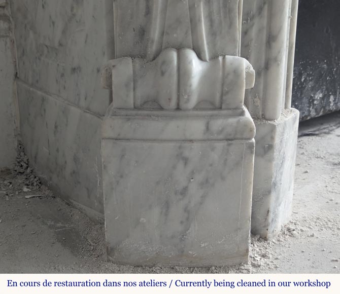 Louis XV style mantel in veined Carrara marble Louis XV style mantel in veined Carrara marble-7