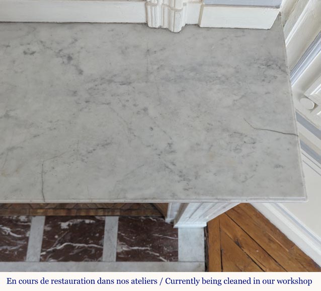 Louis XVI style mantel in Carrara marble adorned with a sunflower Louis XVI style mantel in Carrara marble adorned with a sunflower-10