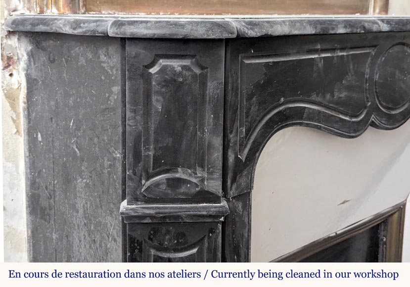 Louis XV style Pompadour mantel in black speckled marble Louis XV style Pompadour mantel in black speckled marble-3