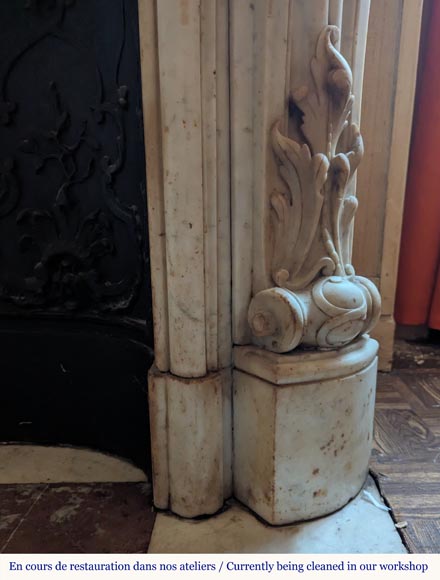 Louis XV style mantel in Carrara marble richly carved with foliage Louis XV style mantel in Carrara marble richly carved with foliage-13