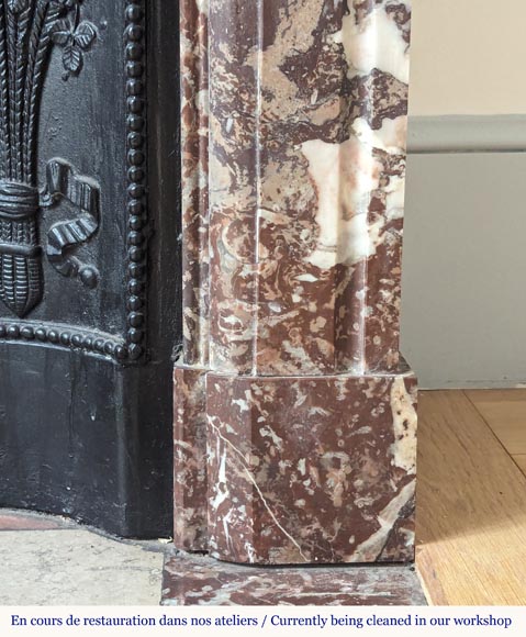 Louis XIV style mantel with acroterion in Rouge du Nord marble Louis XIV style mantel with acroterion in Rouge du Nord marble-7