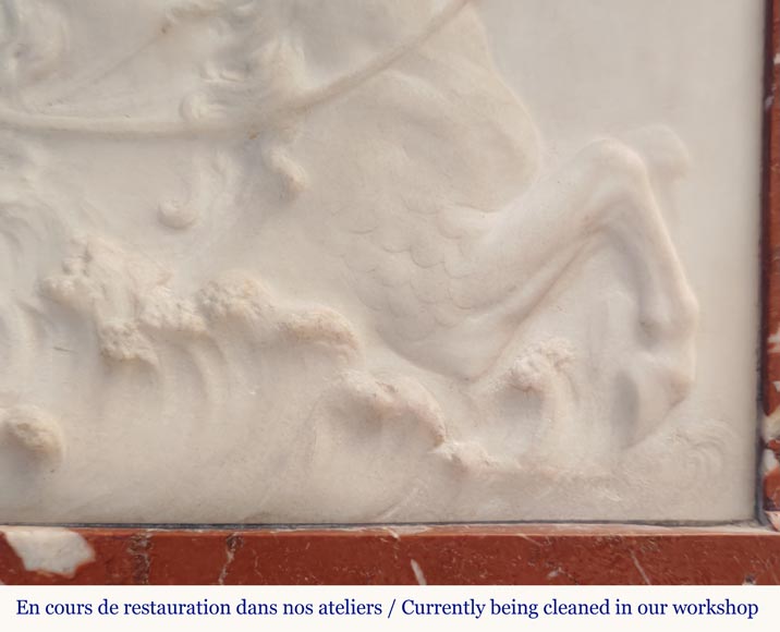 Louis XIV style mantel in Incarnat Turquin marble, decorated by a Poseidon carved in statuary marble Louis XIV style mantel in Incarnat Turquin marble, decorated by a Poseidon carved in statuary marble-3