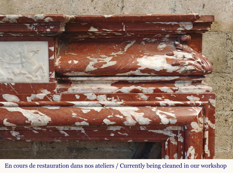 Louis XIV style mantel in Incarnat Turquin marble, decorated by a Poseidon carved in statuary marble Louis XIV style mantel in Incarnat Turquin marble, decorated by a Poseidon carved in statuary marble-10