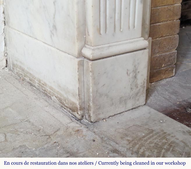 Louis XVI style carved in Carrara marble mantel with flower Louis XVI style carved in Carrara marble mantel with flower-4