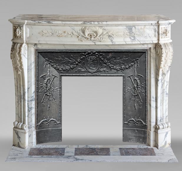 Louis XVI style curved mantel in Arabescato marble  Louis XVI style curved mantel in Arabescato marble -0