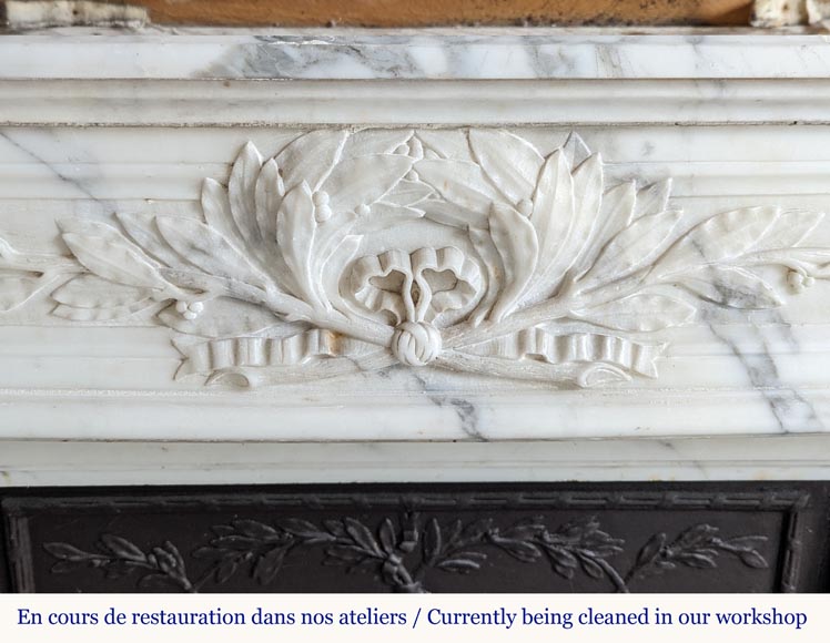 Louis XVI style curved mantel in Arabescato marble  Louis XVI style curved mantel in Arabescato marble -1